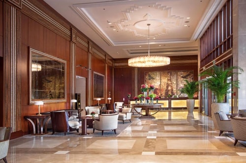 Deluxe King Suite Near Escan Tower Dubai Marina 15 Luxury Bookings