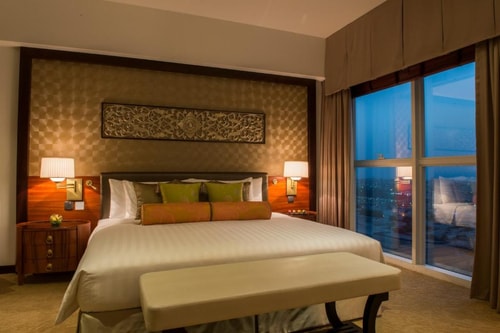 One Bedroom Apartment Near Emirates NBD 0 Luxury Bookings