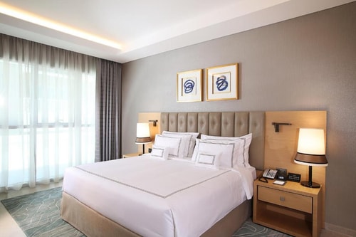 Brand New Superior Room Near Mashreq Metro 3 Luxury Bookings