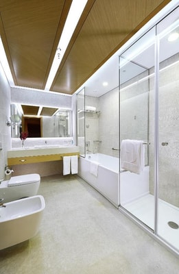 Brand New Executive Suite Near Mashreq Metro 5 Luxury Bookings