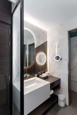 King Room Near Etihad Museum By Luxury Bookings 8 Luxury Bookings