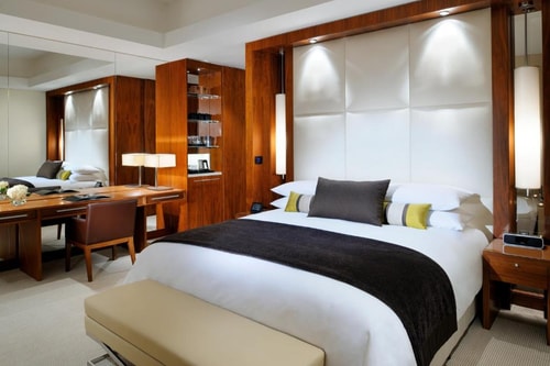 Deluxe King Room near Park Regis Business Bay DXB 0 Luxury Bookings