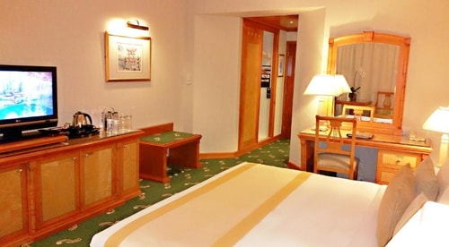 Deluxe Room Near Madina Super Market 3 Luxury Bookings