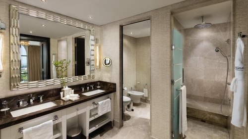 Ultra Luxury Superior Room Near Mall Of Emirates 1 Luxury Bookings