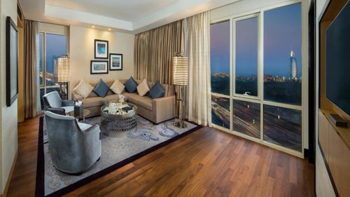 Ultra Luxury Superior Room Near Mall Of Emirates 8 Luxury Bookings