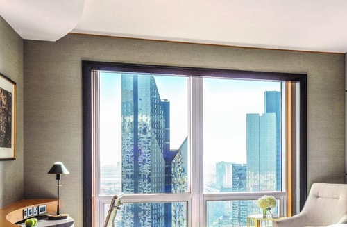 Studio Apartment Near Financial Centre Metro 4 Luxury Bookings