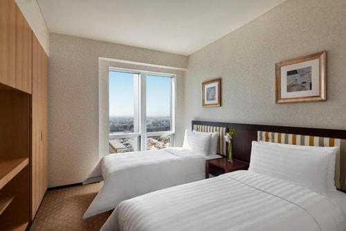 Studio Apartment Near Financial Centre Metro 2 Luxury Bookings