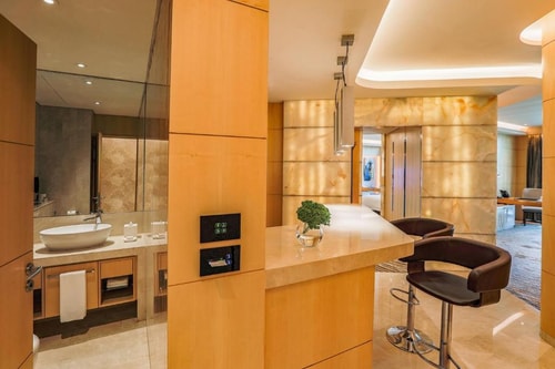 Grand Superior Room Near Meydan Racecourse 19 Luxury Bookings