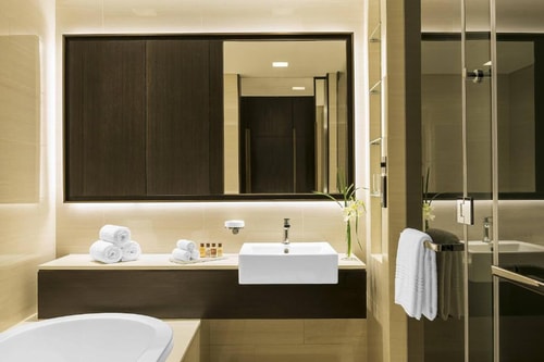 One Bedroom Apartment Near H Hotel Sheikh Zayed Rd 5 Luxury Bookings