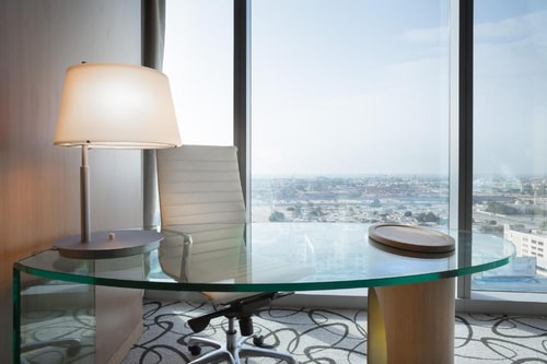 Luxury King Room Near Burj Khalifa Metro Downtown 4 Luxury Bookings