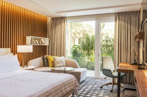 Deluxe Room Near DXB Airport by Luxury Bookings 6 Luxury Bookings
