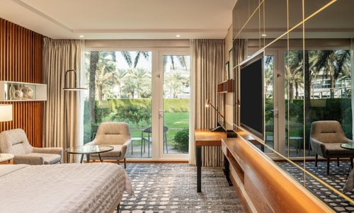 Deluxe Room Near DXB Airport by Luxury Bookings 11 Luxury Bookings