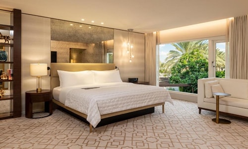 Deluxe Room Near DXB Airport by Luxury Bookings 18 Luxury Bookings