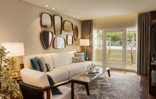 Deluxe Room Near DXB Airport by Luxury Bookings 19 Luxury Bookings