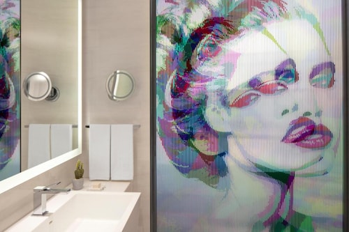 Urban Living King Studio Near Regalia Tower Dubai 4 Luxury Bookings