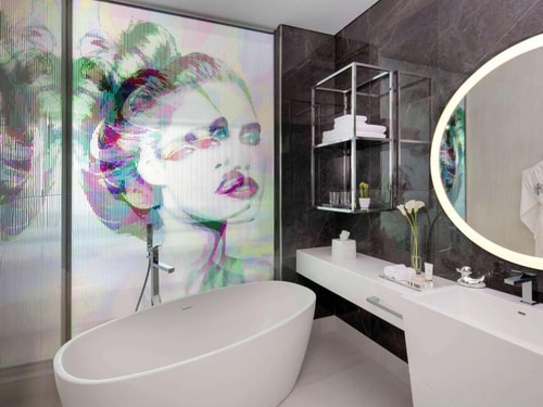 Urban Living King Studio Near Regalia Tower Dubai 5 Luxury Bookings