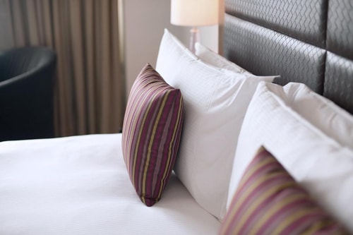 Luxury King or Twin Room Near Dubai Festival Mall 5 Luxury Bookings