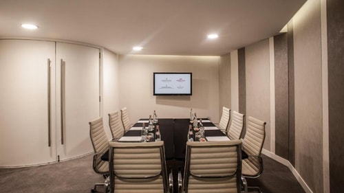 Luxury King or Twin Room Near Dubai Festival Mall 9 Luxury Bookings