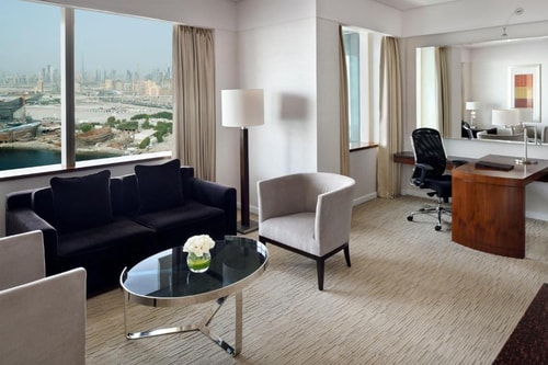 One Bedroom Apartment Near Dubai Festival Mall 6 Luxury Bookings
