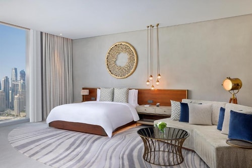 Deluxe King Room Near West Burry Business Tower. 20 Luxury Bookings