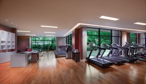Four Bedroom Apartment Near fashion Club 5 Luxury Bookings