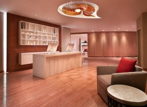 Four Bedroom Apartment Near fashion Club 8 Luxury Bookings