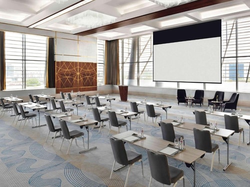 Superior Room Near Filli Cafe Media City 14 Luxury Bookings
