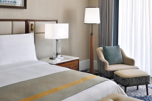 Executive King Suite Near Filli Cafe Media City 4 Luxury Bookings