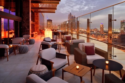 Executive King Suite Near Filli Cafe Media City 9 Luxury Bookings