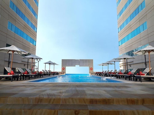 One Bedroom Suite Near Atana Hotel Barsha Height 8 Luxury Bookings