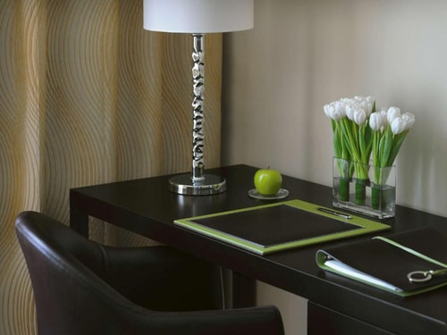 Premium One Bedroom Suite Near DMCC Metro Station 7 Luxury Bookings