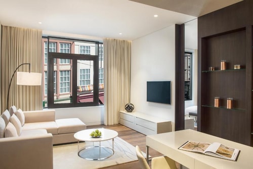 One Bedroom Residence Near City Walk Shopping Mall 8 Luxury Bookings
