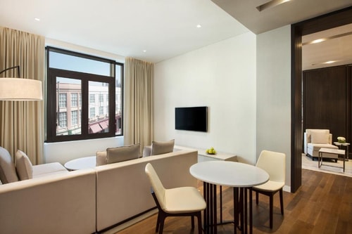 One Bedroom Residence Near City Walk Shopping Mall 11 Luxury Bookings