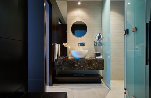 Superior Room Near Dubai Customs 10 Luxury Bookings