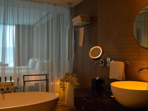 Superior Room Near Dubai Customs 15 Luxury Bookings