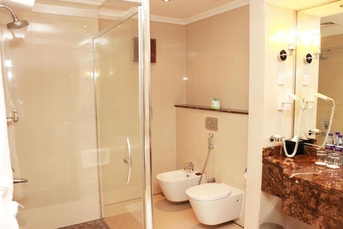 Superior King or Twin Near ADCB Metro Station. 4 Luxury Bookings