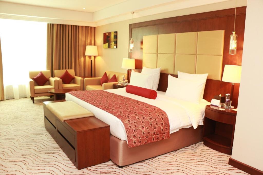 Suite Near Adcb Metro Station By Luxury Bookings Luxury Bookings