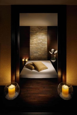 Superior King Room Near Reef Mall 5 Luxury Bookings