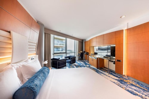 Deluxe Room Near falcon Tower Deira 3 Luxury Bookings