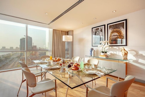 Family Suite Near falcon Tower Deira 4 Luxury Bookings