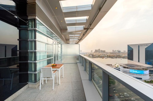 Family Suite Near falcon Tower Deira 5 Luxury Bookings