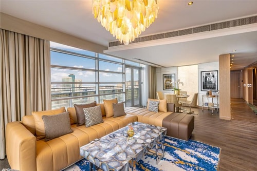 Family Suite Near falcon Tower Deira 17 Luxury Bookings