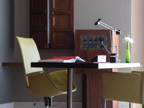 Deluxe Room Near Aviation Club by Luxury Bookings 3 Luxury Bookings