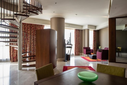 One Bedroom Suite Near Aviation Club Garhoud 7 Luxury Bookings