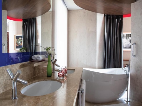One Bedroom Suite Near Aviation Club Garhoud 10 Luxury Bookings