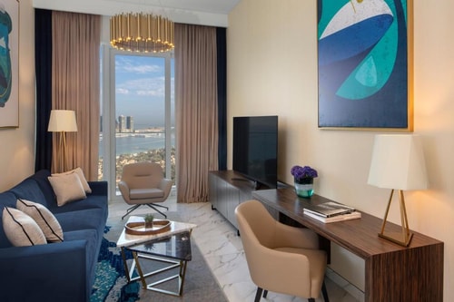 One Bedroom Apartment Near The Media Lounge Palm 1 Luxury Bookings