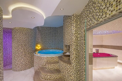 Luxury Deluxe Room In Palm Jumeirah Near Anantara 6 Luxury Bookings
