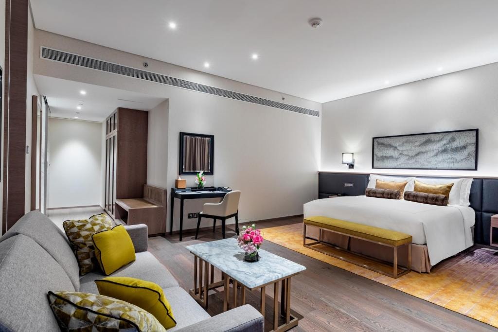 One Bedroom Luxury Suite near interchange number 5 Luxury Bookings