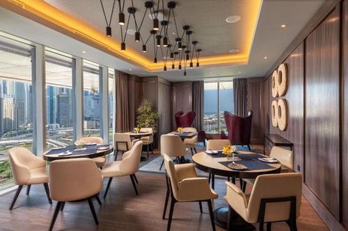 One Bedroom Luxury Suite near interchange number 5 4 Luxury Bookings