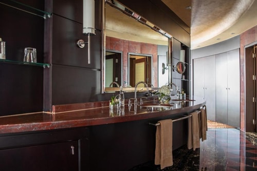 Royal Suite Near Dubai Future Foundation 4 Luxury Bookings
